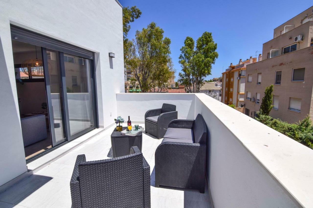 Letmalaga Carlos Haya Apartment Exterior photo